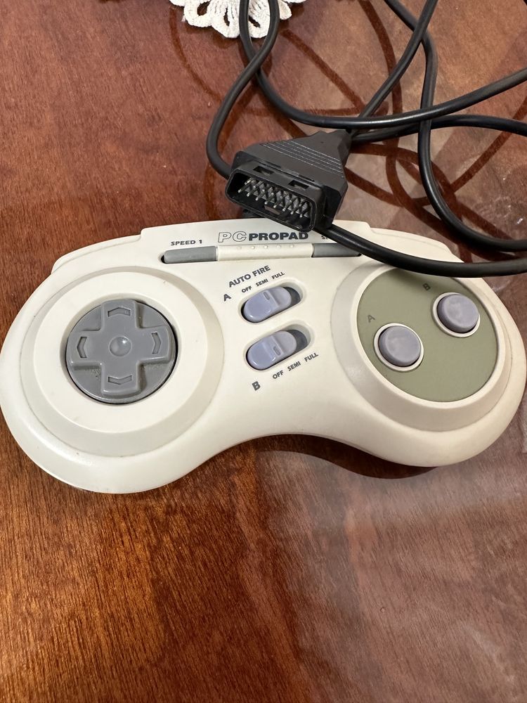 InterAct PC Propad SV-230 15-Pin Game Controller