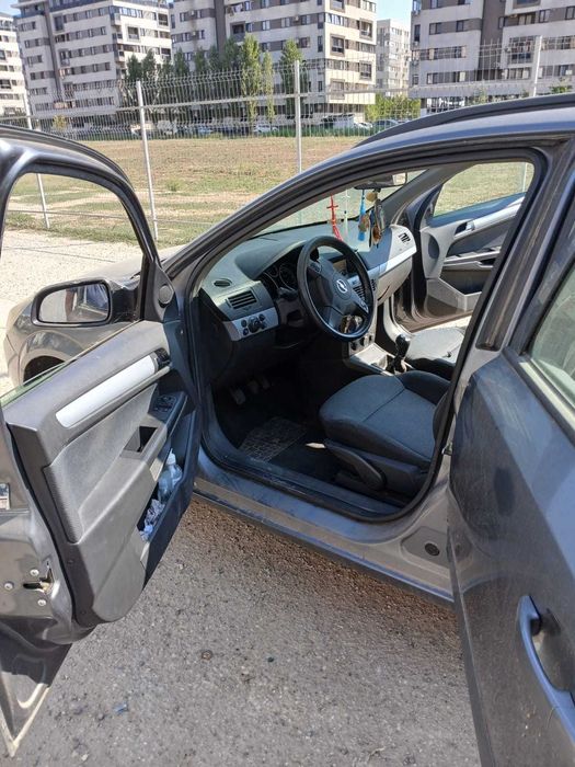 Opel Astra H 1.6 Station Wagon Din 2006 Benzina