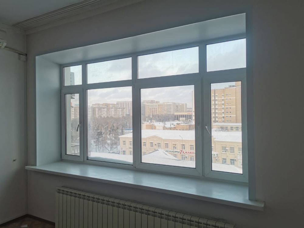 Установка откосов, подоконных досок.