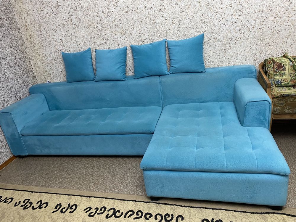 Срочно продается диван AIKO