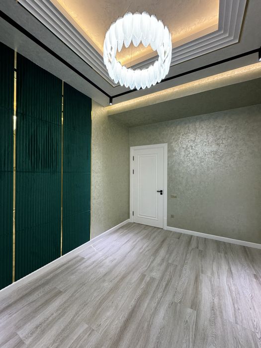 Продам квартиру свою. Бадамзар. 4-комнаты. С подземной парковкой.