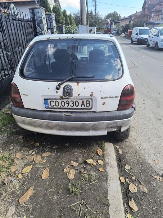 Опел Корса на части