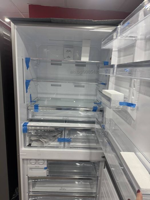 Хладилник с феизер Bauknecht 85 см ширина