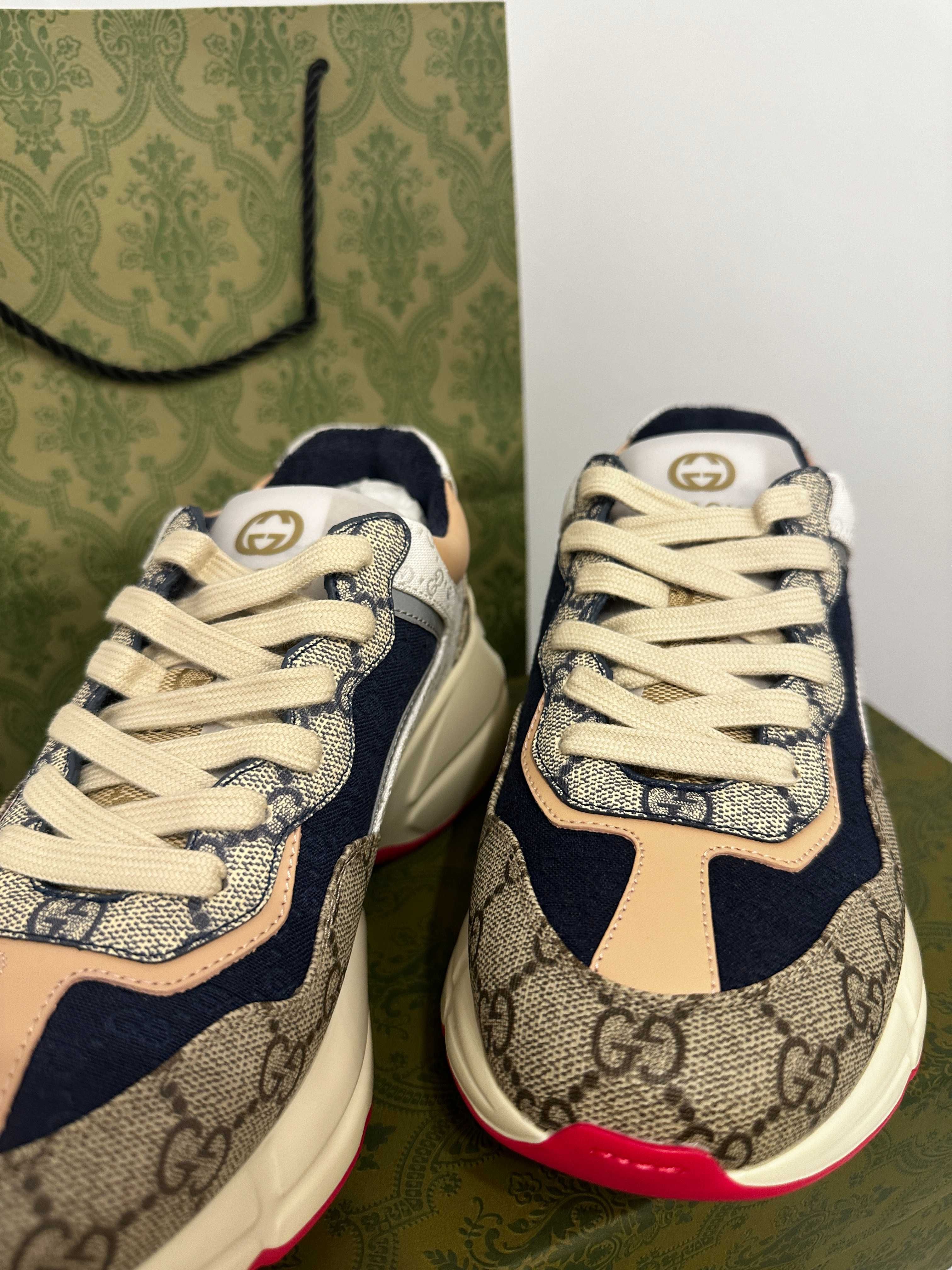 Gucci Rhyton Sneakers Pink & White, size 37