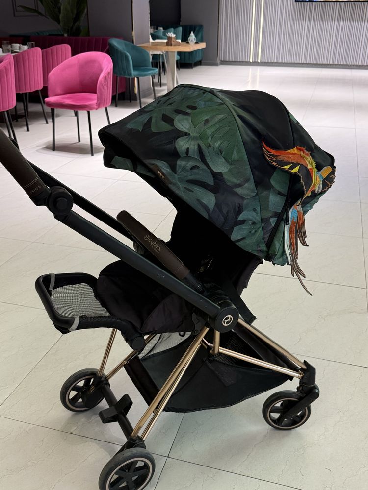 Коляска прогулочная cybex