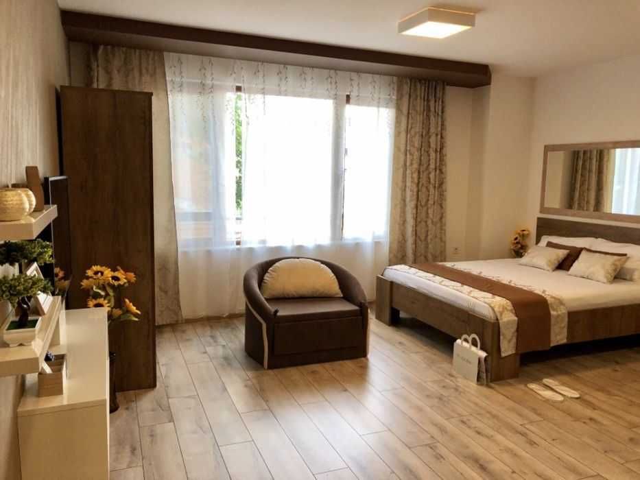 Едностаен Апартамент в Кючук Париж