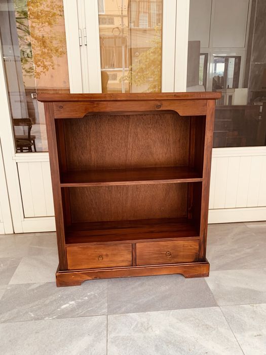 Масивен дървен шкаф / етажерка – ръчна изработка, внесен от Дания