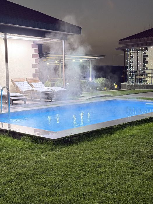 Посуточная аренда коттеджа с бассейном