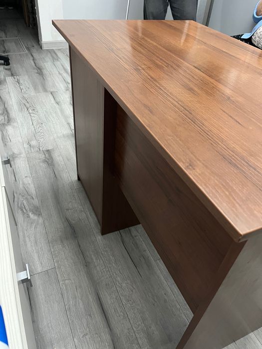 Продам компьютерный  стол