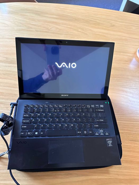 Laptop Sony Vaio Pro 11 – Touchscreen FHD, i5, SSD, Win 11 + Husa