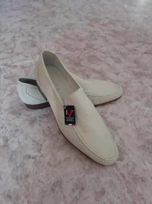 Продам туфли  новые