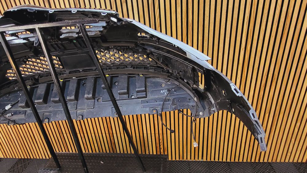Renault Arkana 2019/2023 RS LINE Bara fata grila BF3166