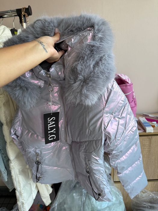 Нов красив модел дамско яке с голям пух