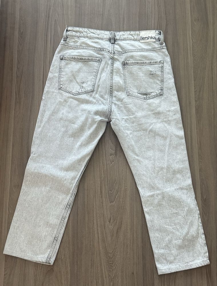 Дънки Bershka р.40