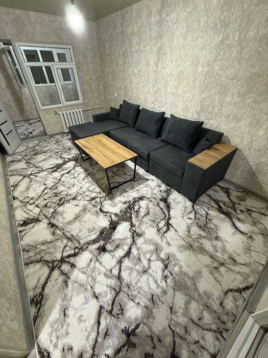 ПРОДАЕТСЯ 3/5/5
Чиланзарский_район
Ор.р: Фархадский перекресток