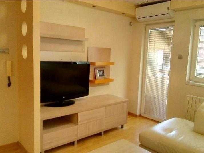 Двустаен имот в кв.Овча купел