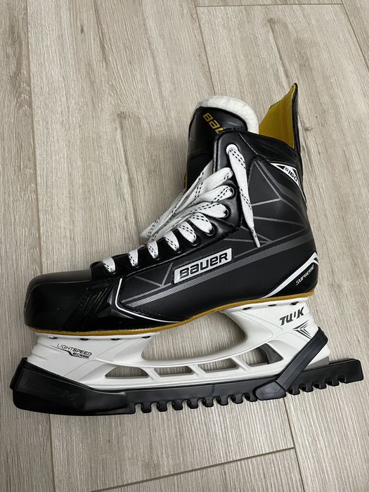 Продам новые коньки Bauer S160