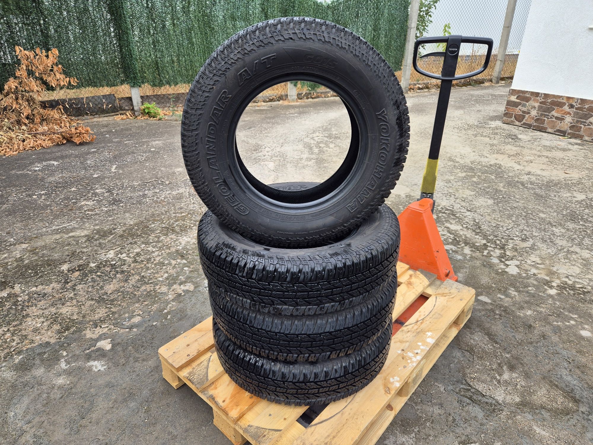 Yokohama Geolandar A/T G015 195/80 R15 - 4 бр.