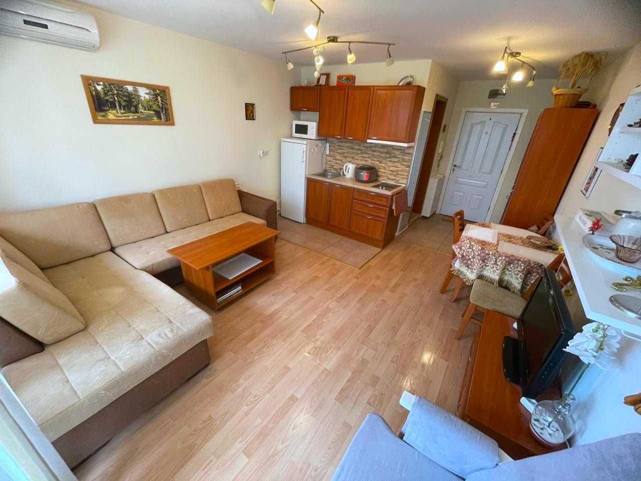 Продава се Едностаен апартамент в Свети Влас - 40 кв.м за 1073 €/кв.м - Снимка #1
