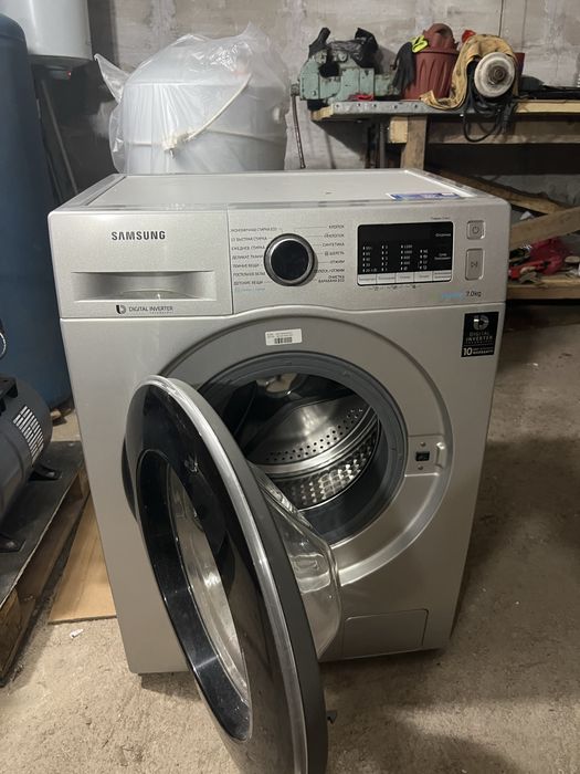 Машинка стиральная