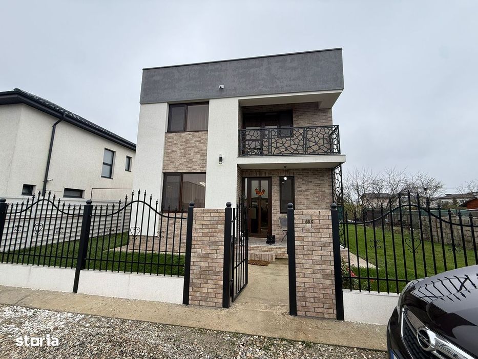 4 camere 2 bai 327 mp teren MOBILATA