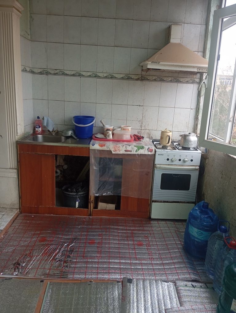 Qarshi shaxrida 3 xona uy ijaraga beriladi