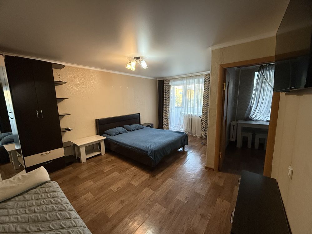 Продам 1-ую в 16 мкр на 3 этаже, мебелированная
