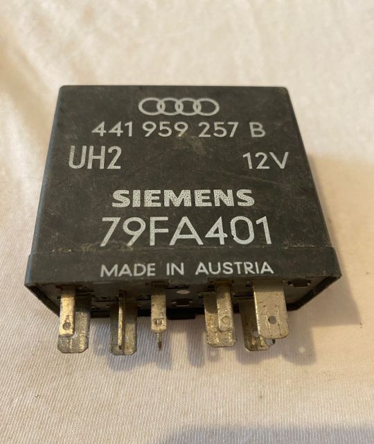 Releu 329 441959257b Audi A4 B5