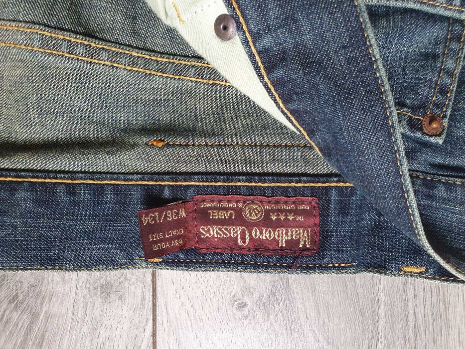 Blugi MARLBORO CLASSICS Regular Fit - Marime W36 L34 (Talie 96 cm)