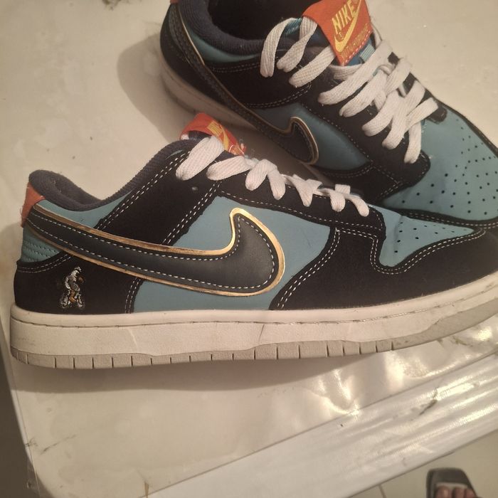 Продам Кроссовки Nike