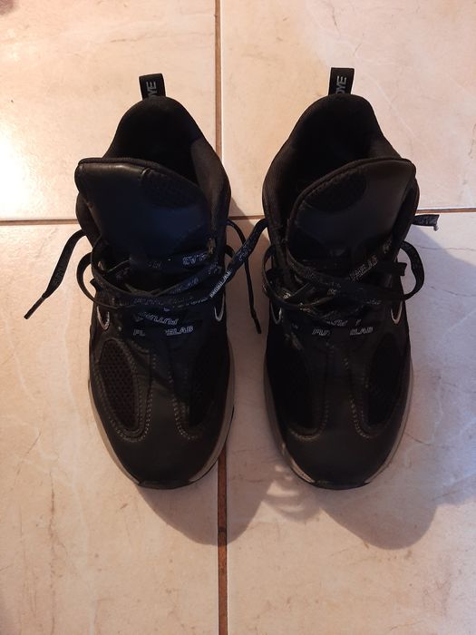 Încălțăminte diferite modele