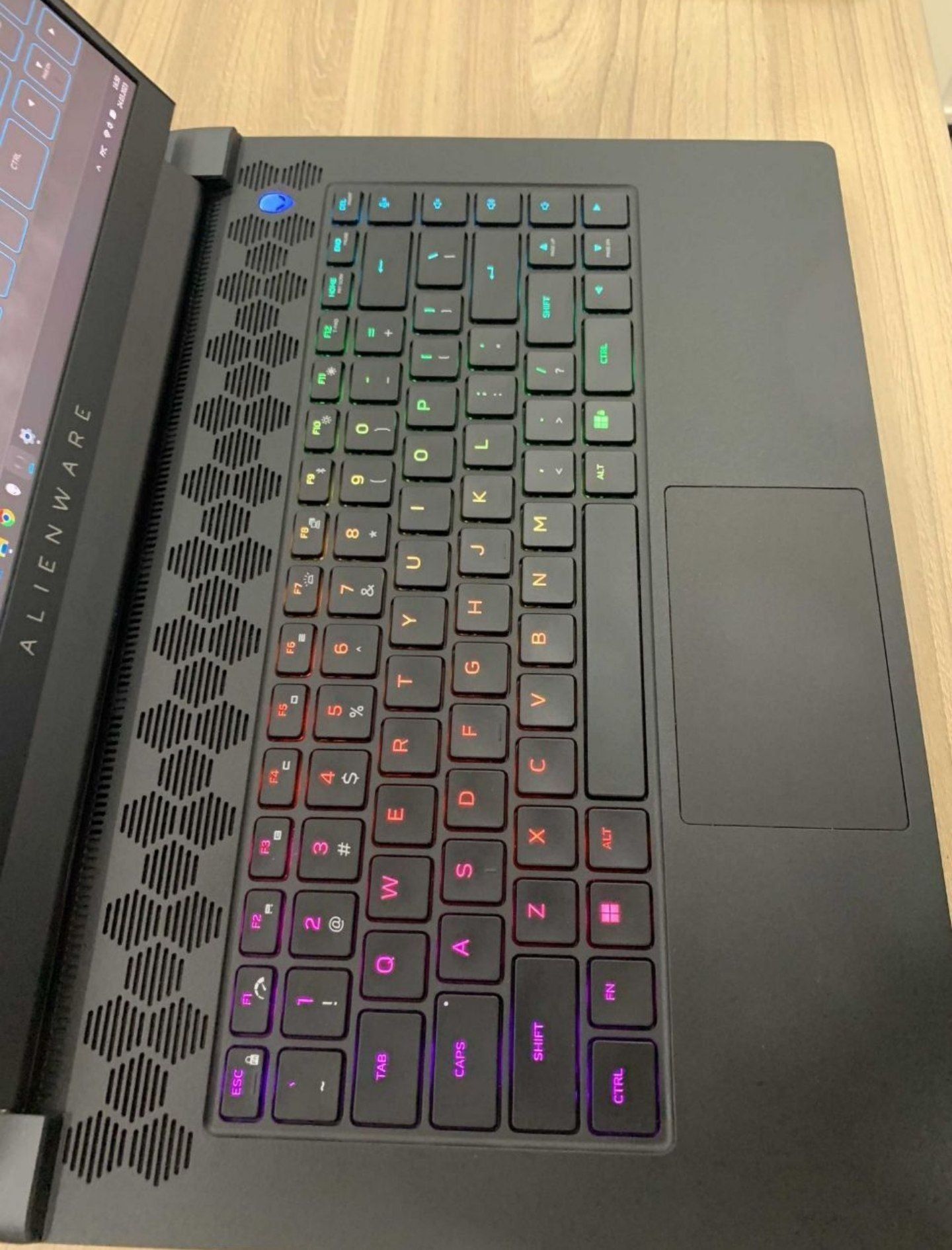 Alienware m15 r7