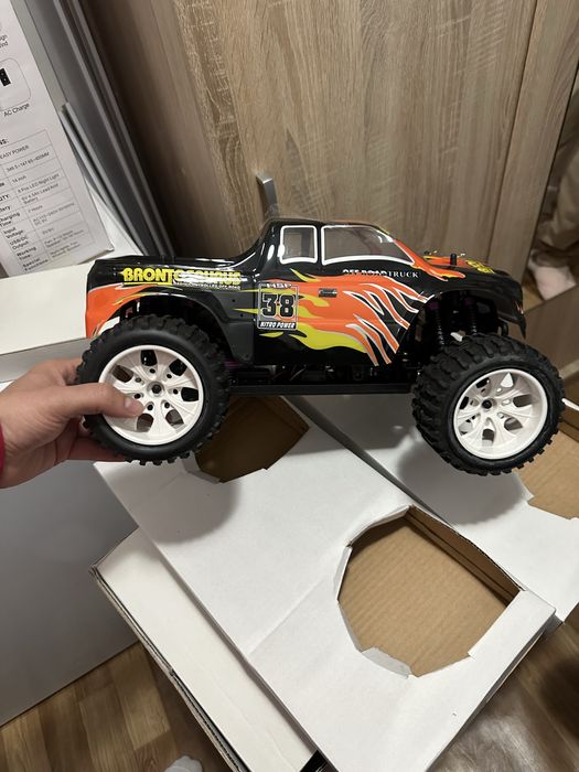 Automodel electric 4x4