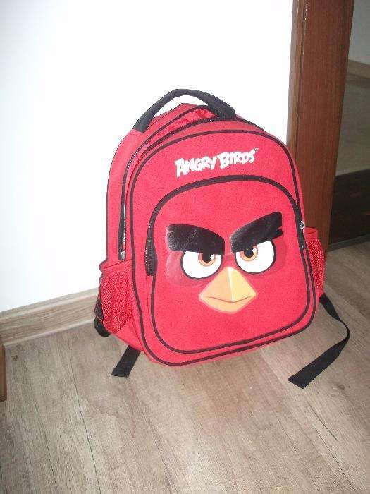 Ghiozdan Angry Birds rosu ca nou 1/3 din pret