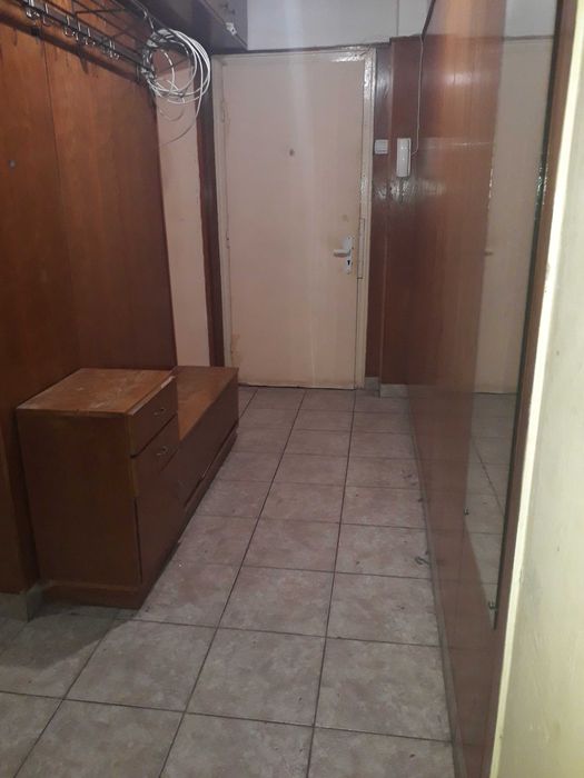 Двустаен непреходен Плевен срещу Пощата от собственик