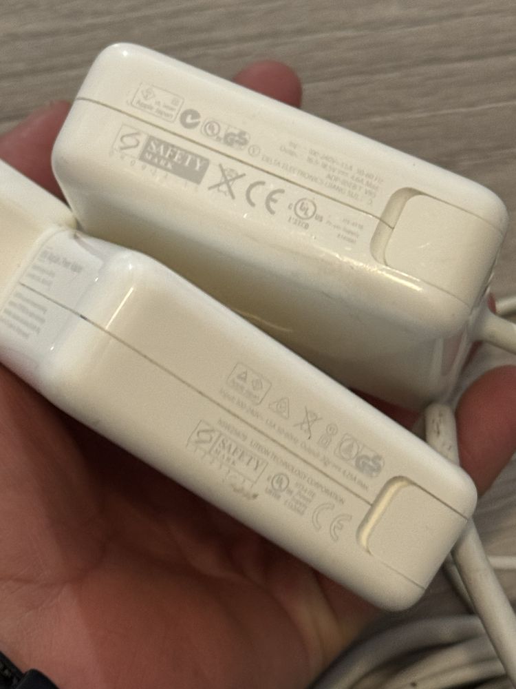 Incarcatoare originale macbook magsafe 1 si 2 de 85W