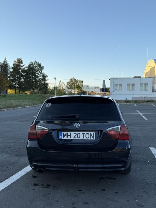 Vând Bmw e91 320D