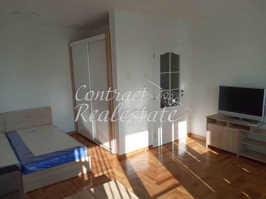 Дава се под наем Едностаен апартамент в Варна, Чайка - 40 кв.м за 357 € - Снимка #8