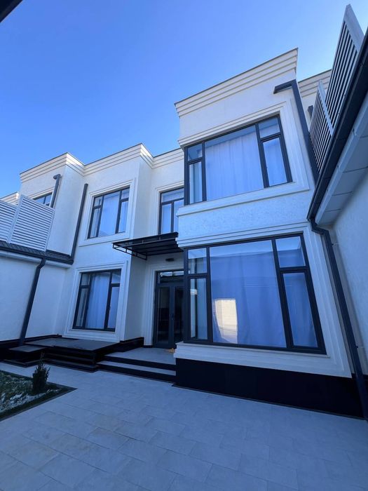 Хасанбой 2,7 сотих 2 этаж 6 хона ховли сотилади