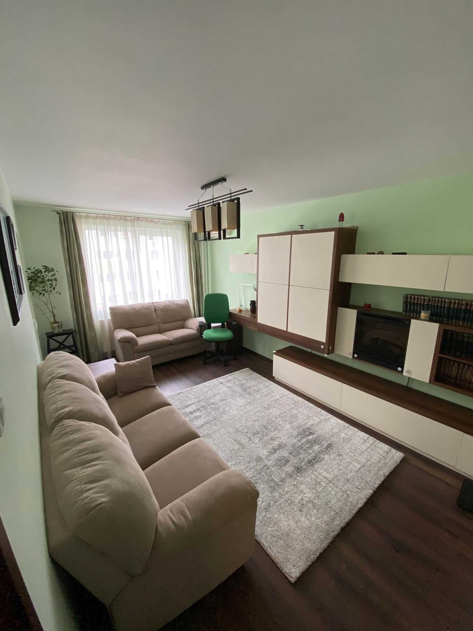 Apartament 3 camere, 2 bai, Mobiliat complet, Chisinau