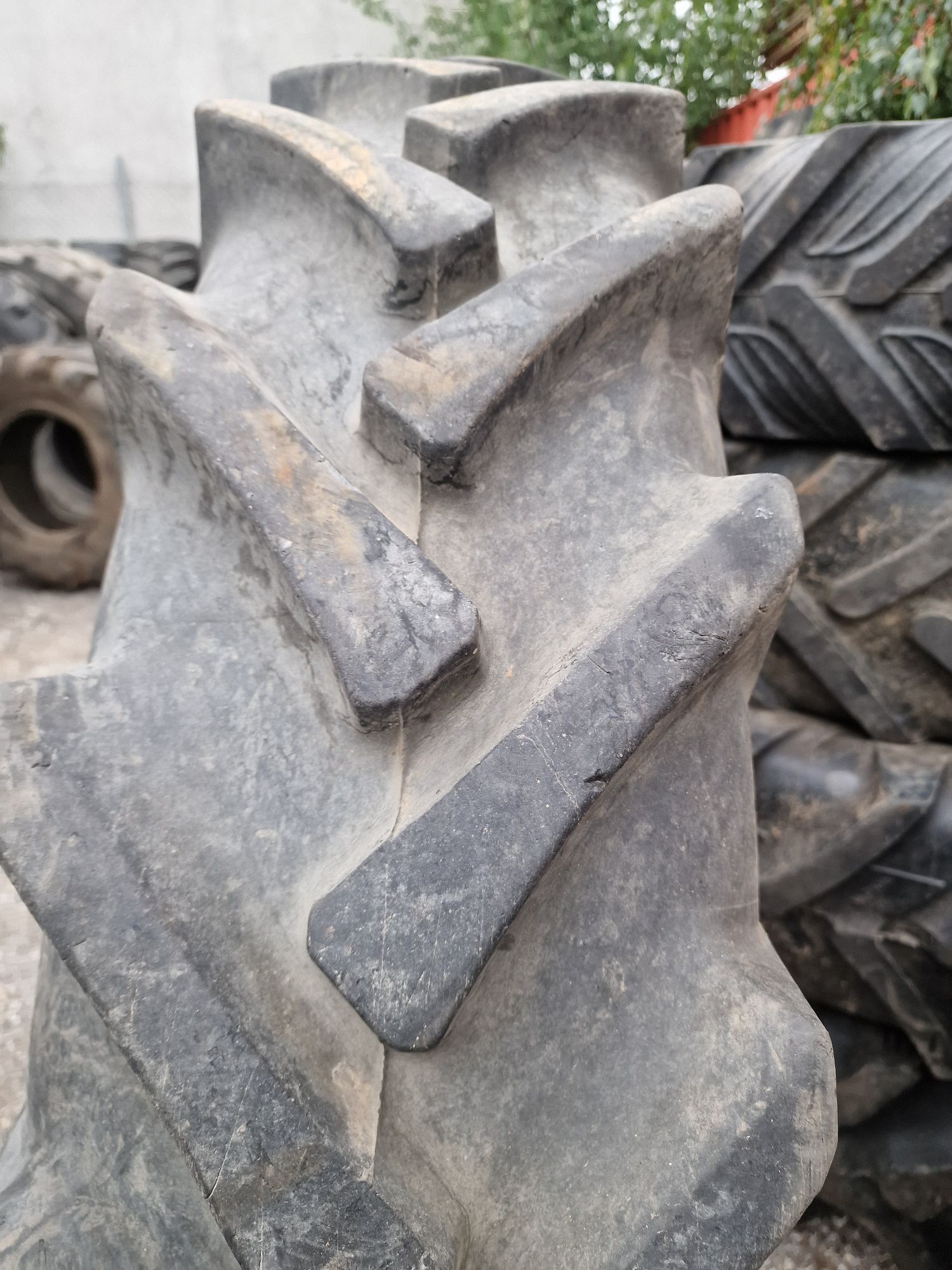 ANVELOPĂ Agri 12.4R36 marca Semperit