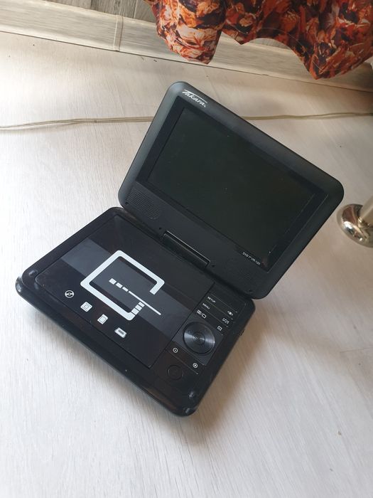 Dvd player portabil card cd,+DVD Tv