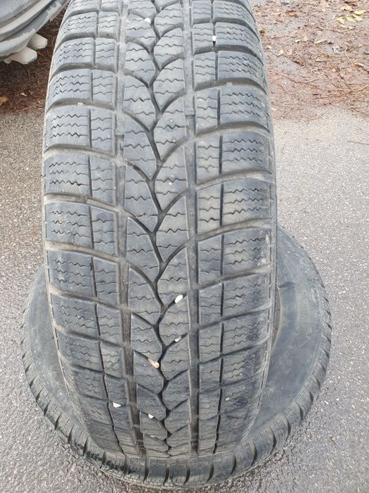 Зимни гуми 185/65/14 2бр