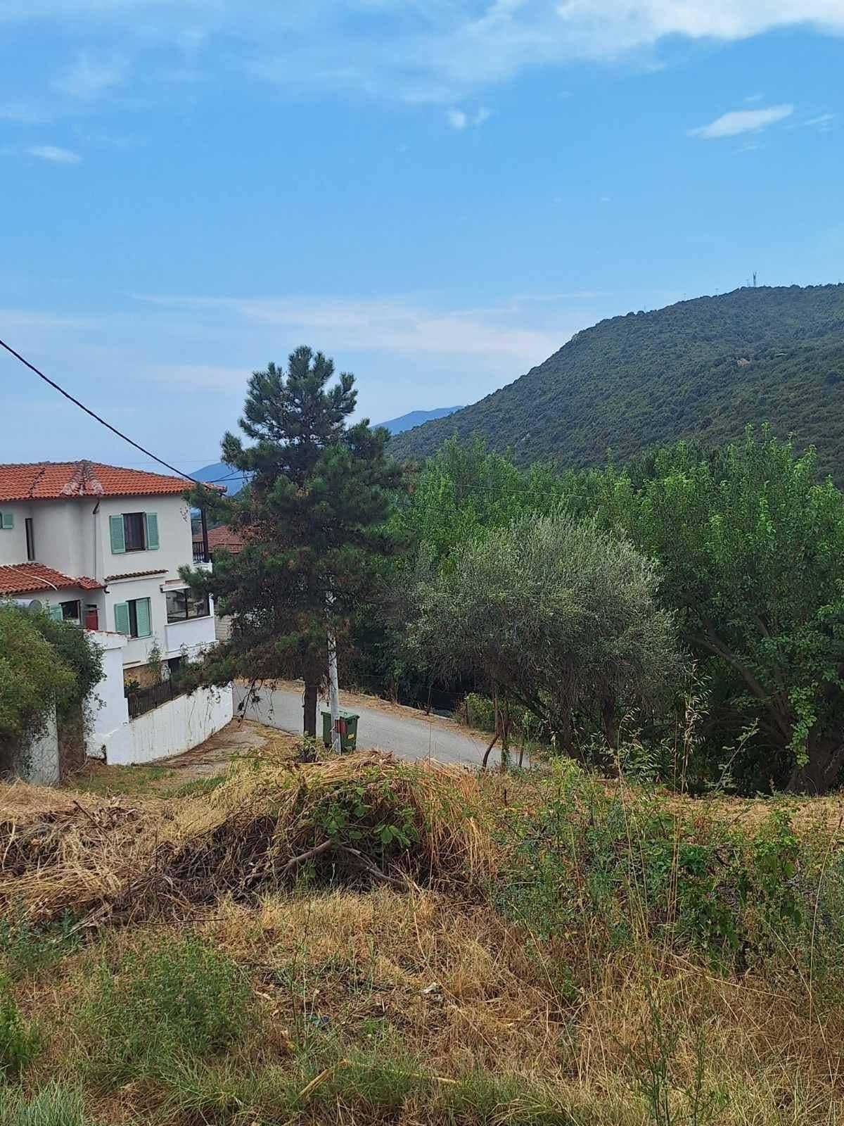 Продава се парцел в регулация 350 м2 във Врасна, Гърция