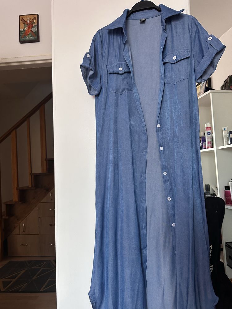Vand rochie noua de blugi Shein