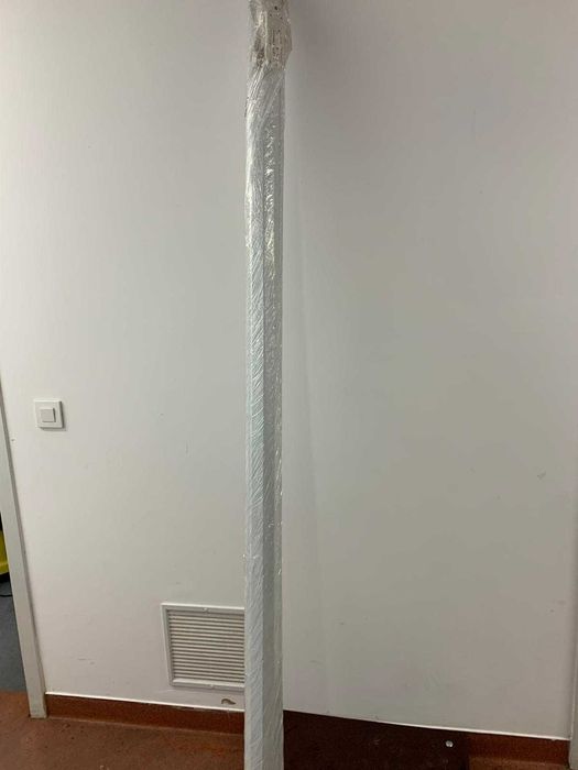 Vand ecran videoproiector cu telecomanda