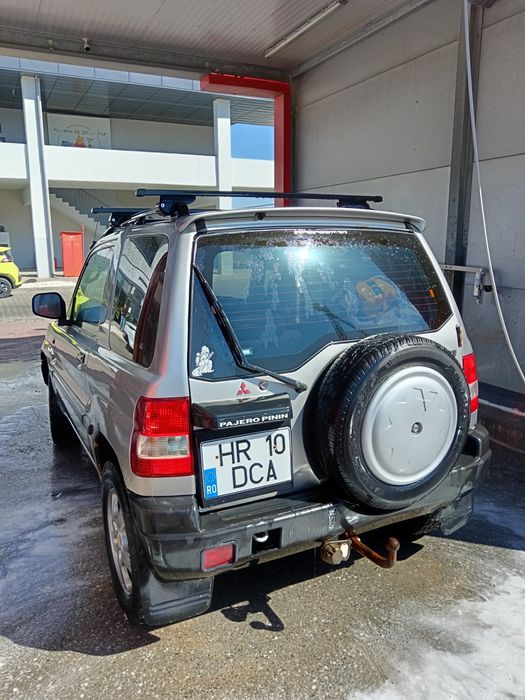 Mitsubishi pajero pinin