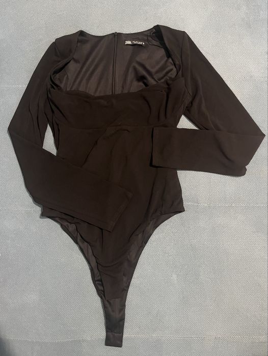 Дамско боди на Zara