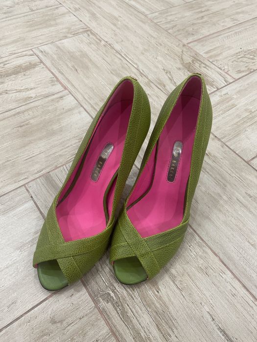 Туфли от бренда Ted Baker