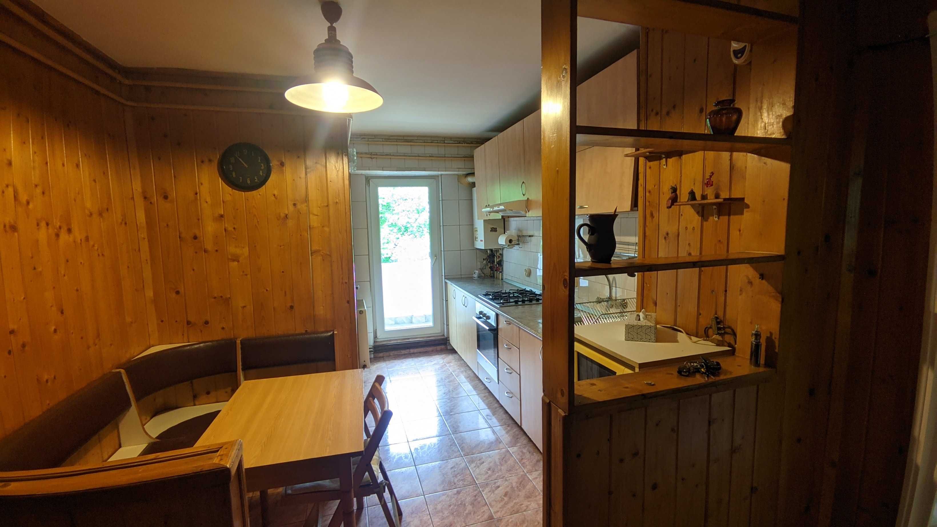 Ap. 2 camere, supraf. desf. 74 m.p. Calea Dorobantilor,Cluj-Napoca